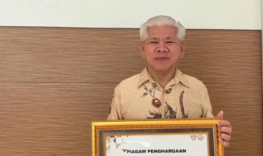 Apical Group Terima Penghargaan Atas Eksportir Bea Terbesar Di Dumai