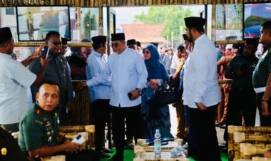 Dr. H. Muhammad Kasuba Pimpin Sholat Jenazah Bupati Halsel, Alm. H. Usman Sidik