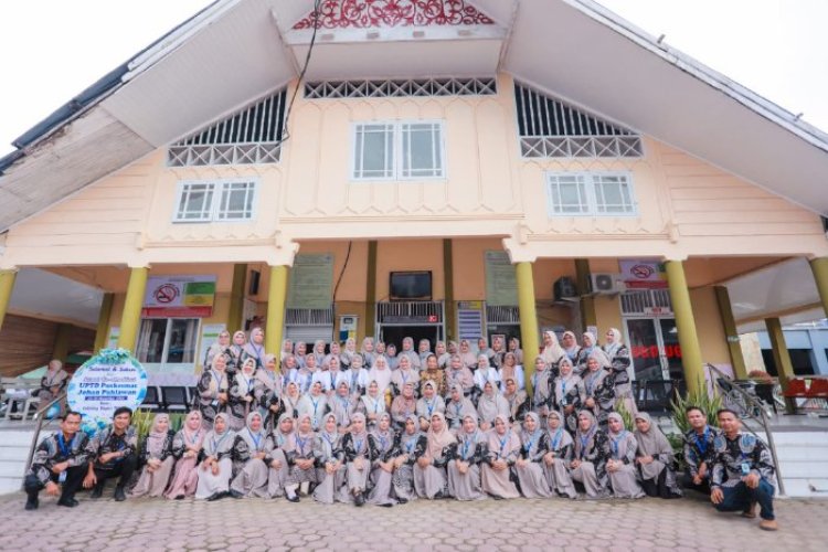 UPTD Puskesmas Johan Pahlawan Raih Penilaian PARIPURNA dalam Survei Reakreditasi oleh LAKESI