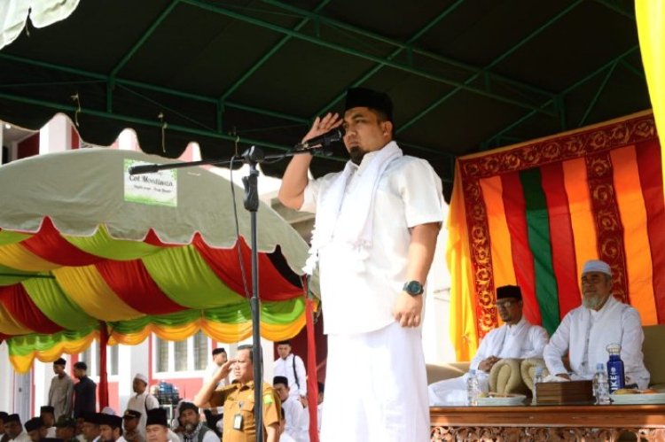 Pj Bupati Aceh Besar Pimpin Upacara Hari Santri Nasional di Dayah Darul Muta'allimin