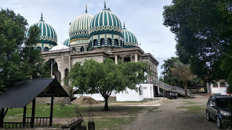 Masjid Jamik Babussalam, Tempat UAS Ceramah & Sedang Renovasi