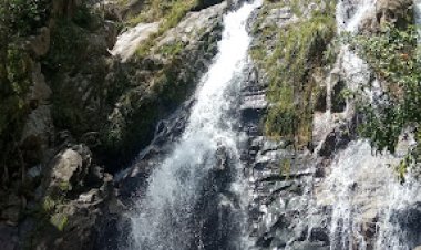 Air Terjun Ie Dingin, Wisata Alam di Pinggir Jalan