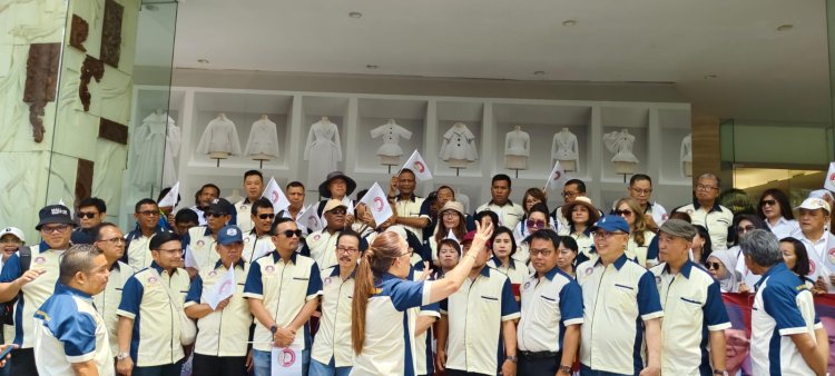 Pasca Pelantikan Presiden Prabowo, Ketum Formas Dan Ratusan Anggota Turut Bergembira