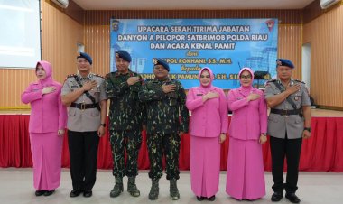 Dansat Brimob Polda Riau pimpin Sertijab Danyon A Pelopor