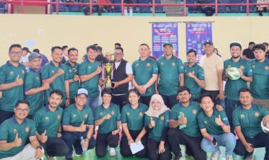 Bupati Bersama Kapolres Pelalawan Buka Turnamen Futsal Serikat Riau Fiber